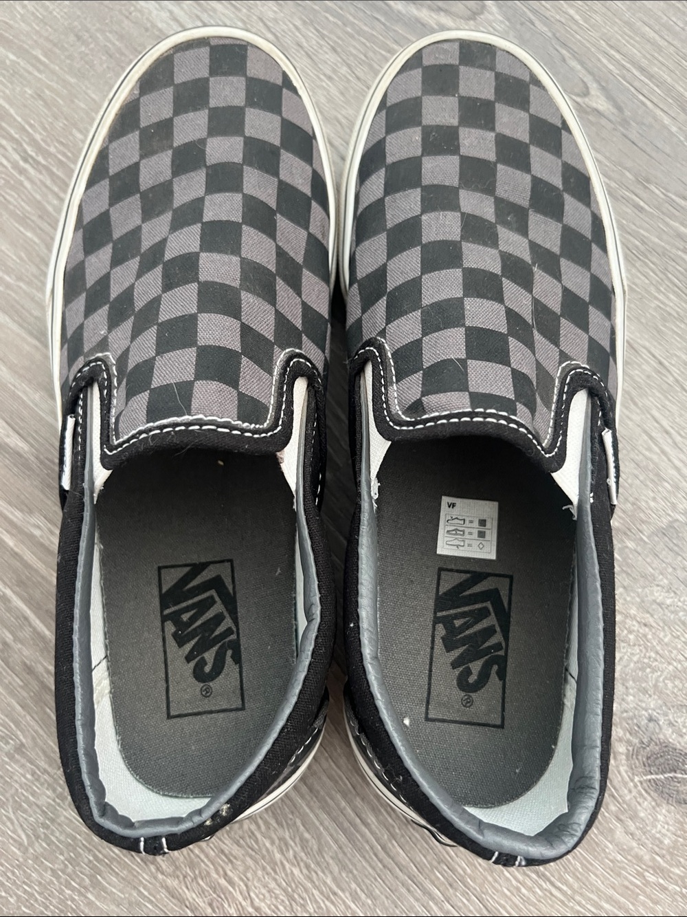 Vans Slip-On Checkerboard in Black and Gray